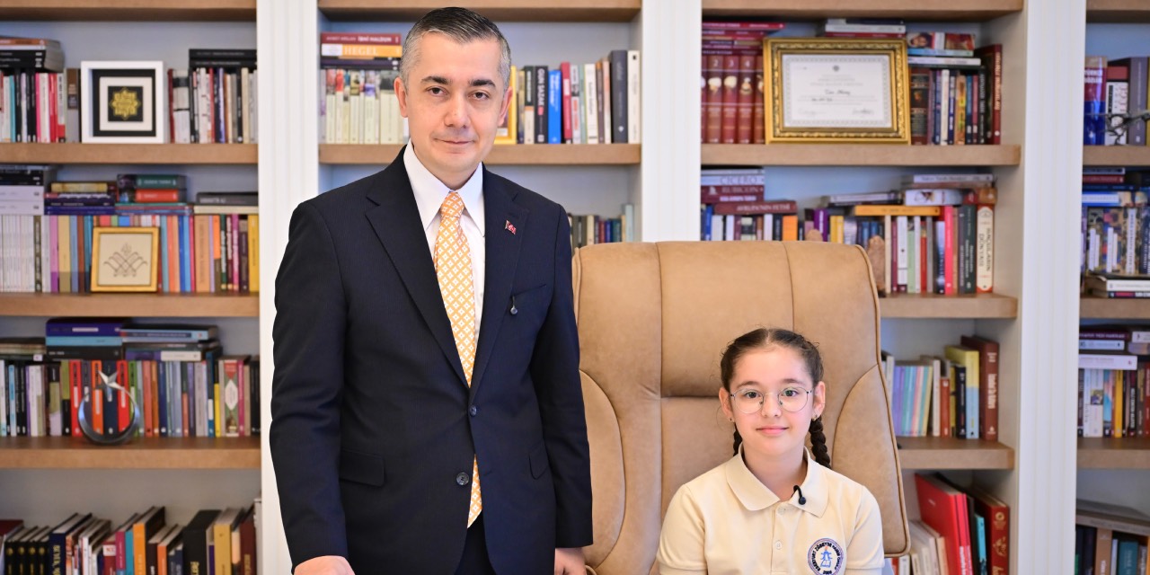 Esenyurt’ta 23 Nisan’da makam çocuklara devredildi