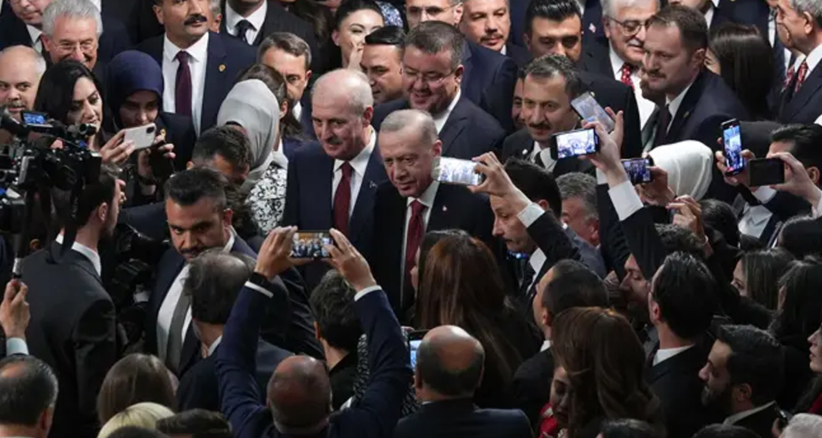 Cumhurbaşkanı Erdoğan'dan Özgür Özel sorusuna yanıt: Tabii ki görüşeceğiz, neden görüşmeyelim?