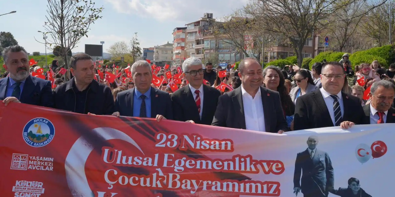 Avcılar’da 23 Nisan coşkusu kortej ve gösterilerle kutlandı