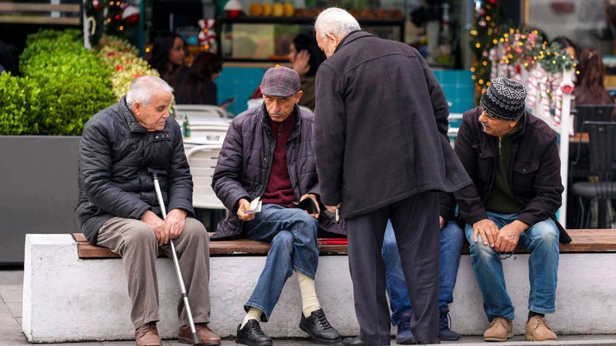 İstanbul’da her 10 yaşlıdan yaklaşık 4’ü geçim sıkıntısı yaşıyor