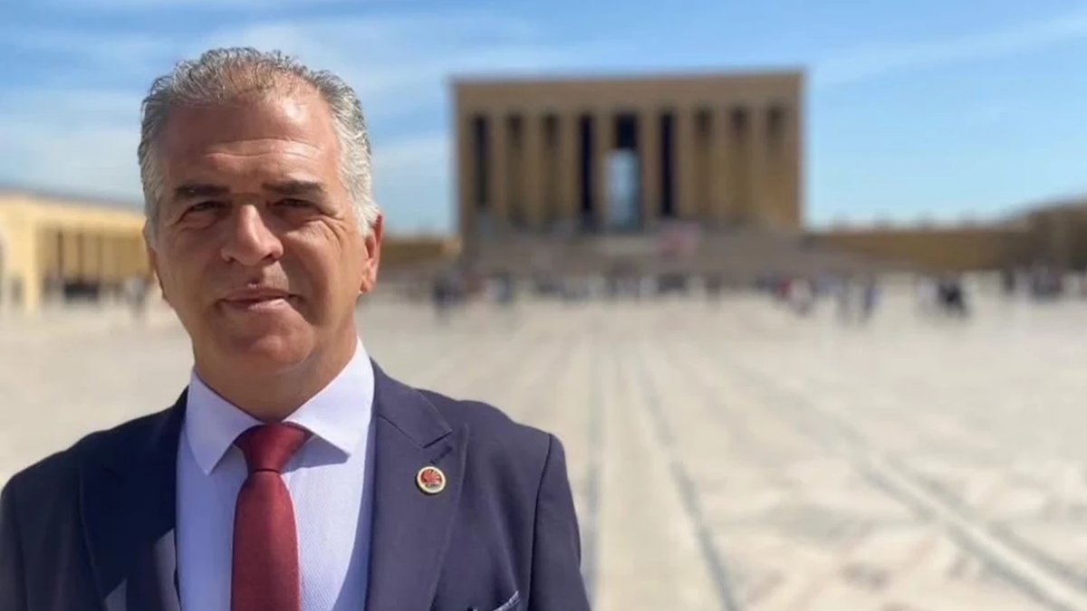 CHP Datça İlçe Başkanı Sezai Öz görevinden istifa etti