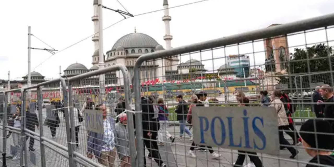 Taksim'e ulaşım durduruldu: Metro ve füniküler ikinci duyuruya kadar kapalı