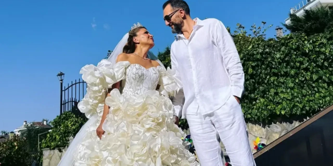 Nuray Sayarı hamile: İkiz bebek müjdesi verdi