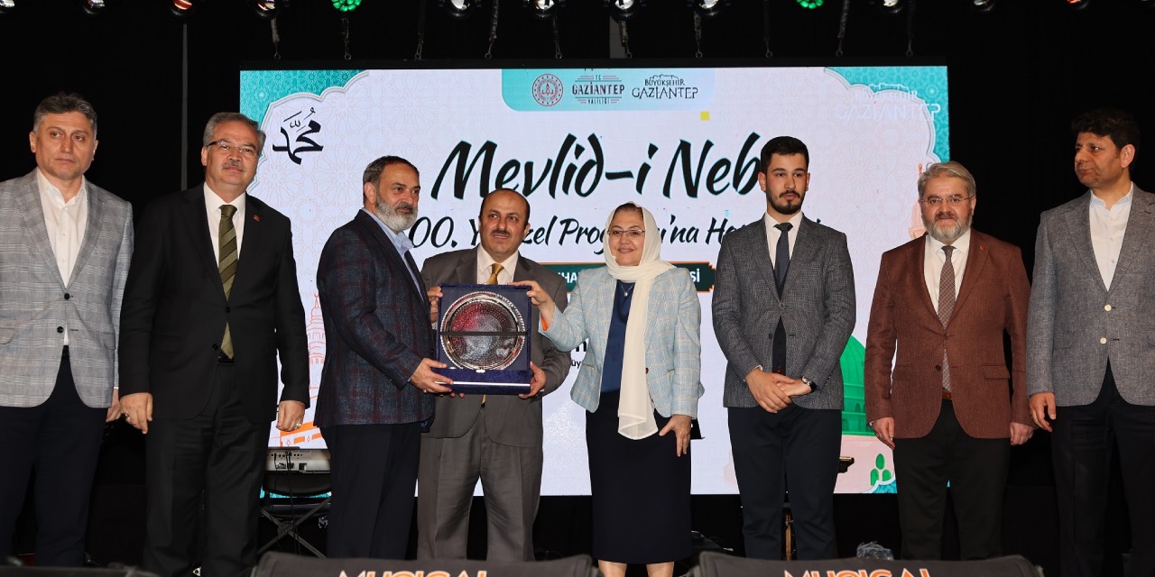 Gaziantep’te Mevlid-i Nebi programına 5 bin kişi katıldı