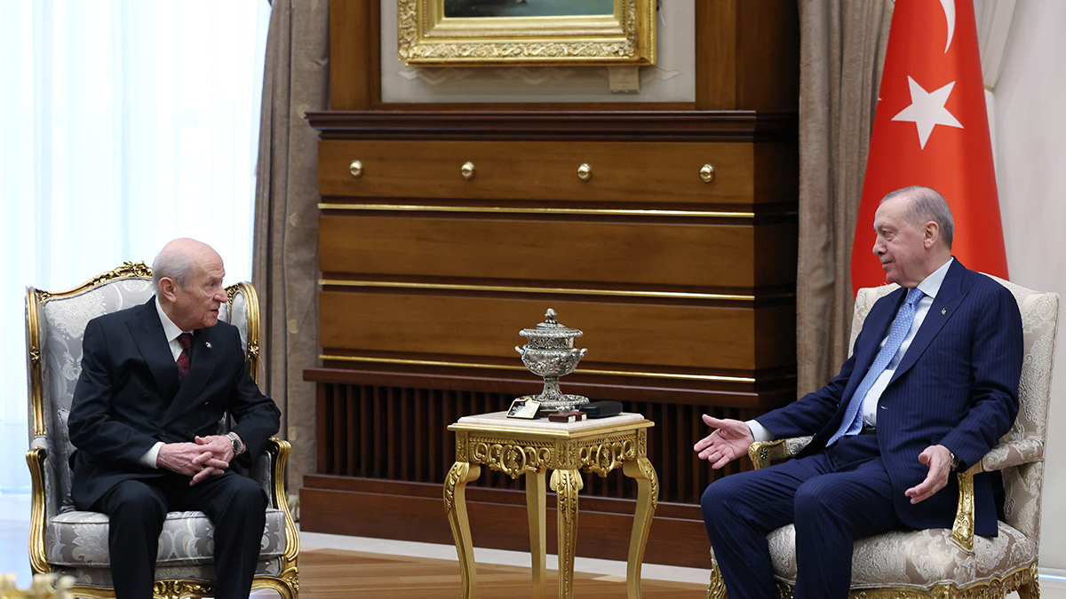 Erdoğan ve Bahçeli'den sürpriz görüşme: Saati belli oldu!