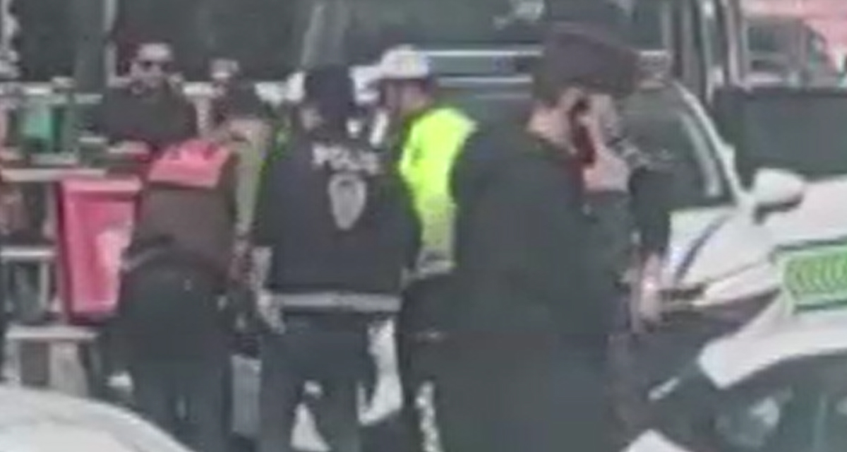 Motokuryeyi polislerin 'heimlich' manevrası kurtardı