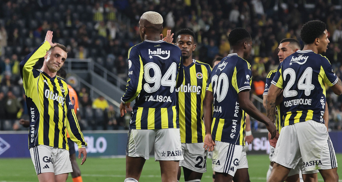 Fenerbahçe Başakşehir'i Talisca'nın golleriyle devirdi