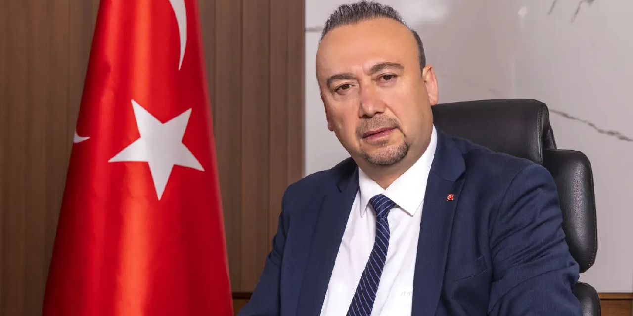 Özkan Yalım CHP’den ihraç edildi