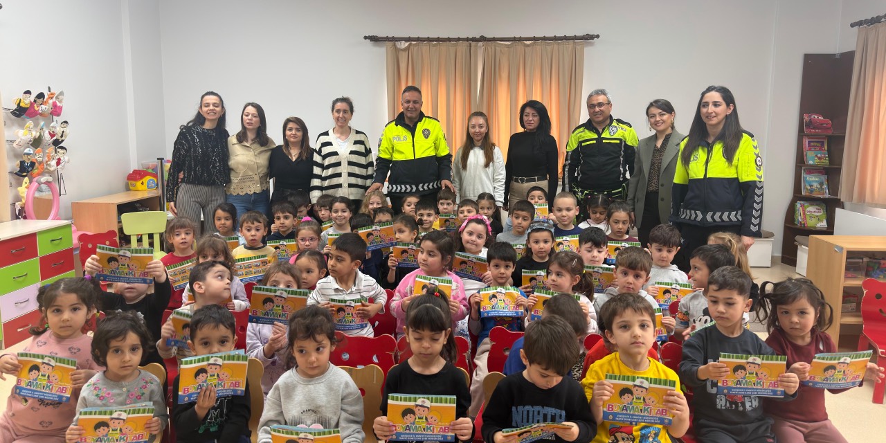 Es Çocuk Evi miniklerine trafik bilinci eğitimi