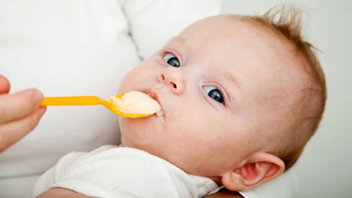 Çok satan bebek mamasına toplatma kararı: Sağlık riski bulundu