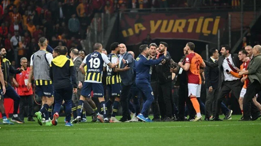 İstanbul Valiliği'nden 'olaylı derbi' açıklaması: Beş şahıs hakkında adli işlem başlatıldı