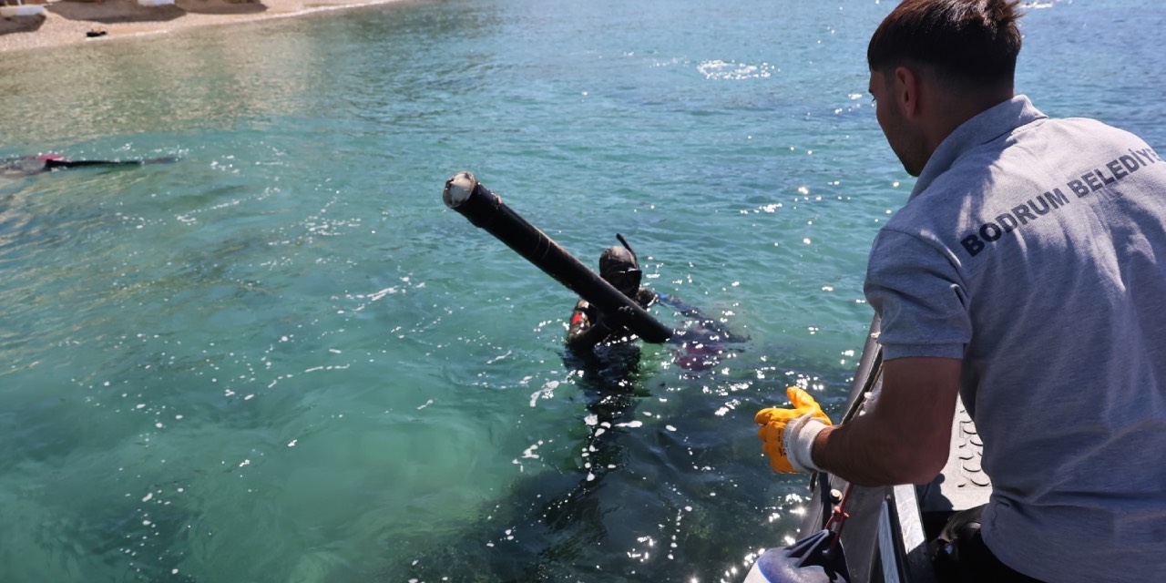 Bodrum’da deniz dibi temizliği Kumbahçe etabıyla başladı