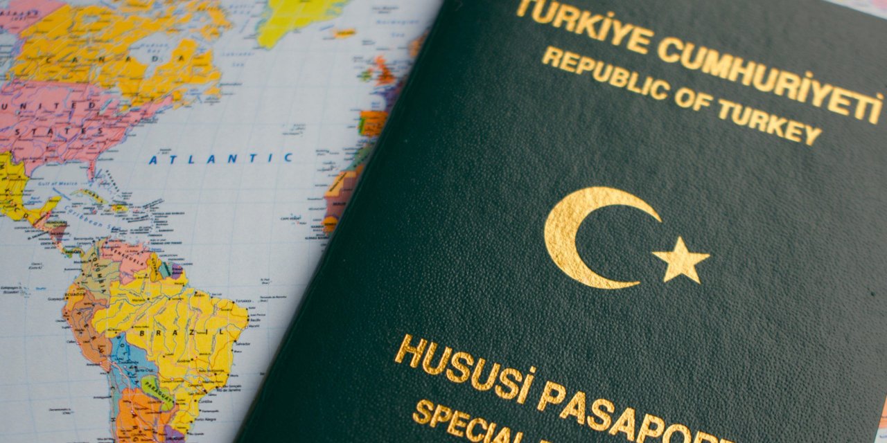 Binlerce öğretmene müjde: Yeşil pasaport için Meclis düğmeye bastı