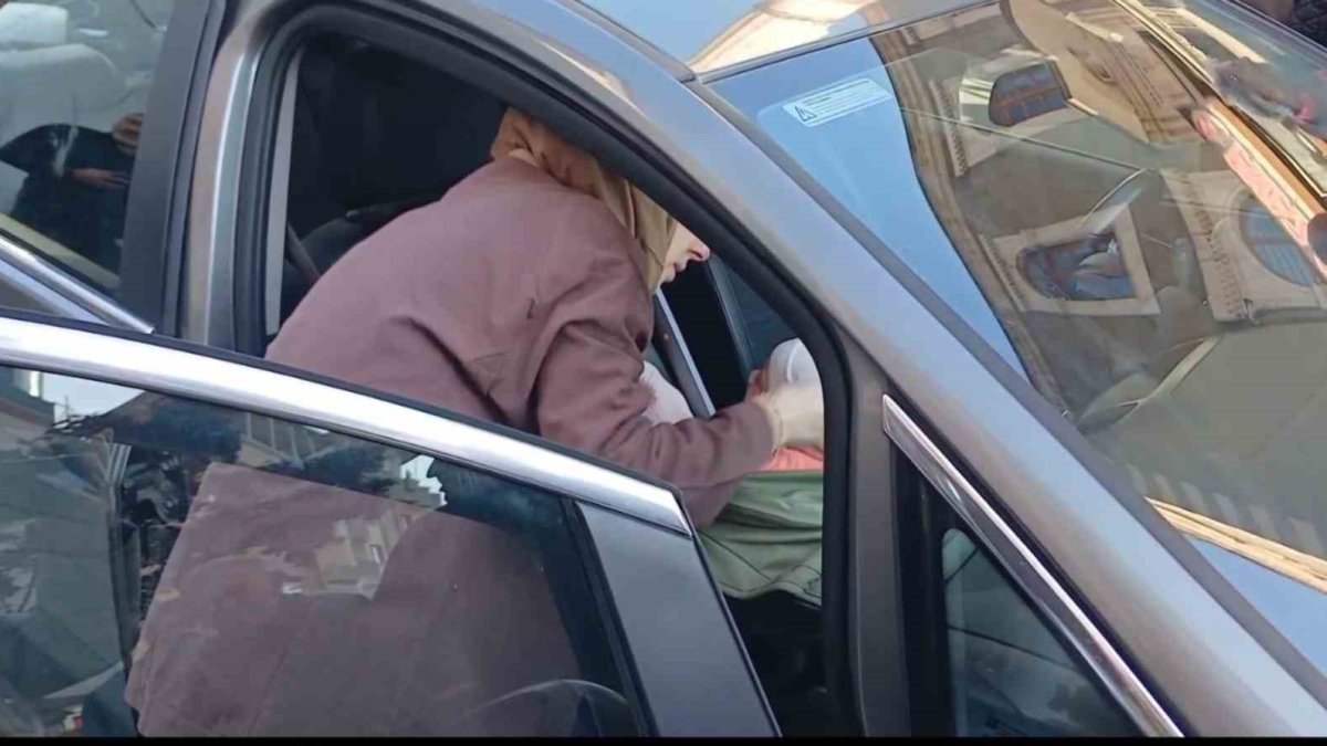 Kapılar kilitlendi 3 aylık bebek mahsur kaldı