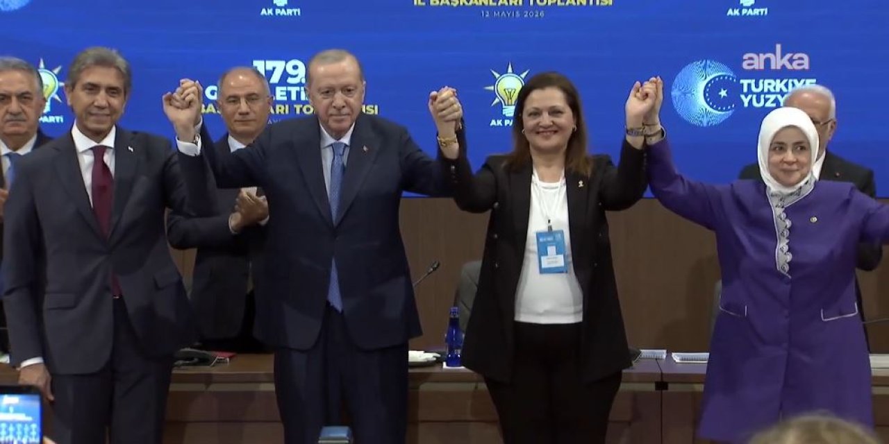 Afyonkarahisar Belediye Başkanı Burcu Köksal AK Parti'ye katıldı: Köksal'dan ilk açıklama