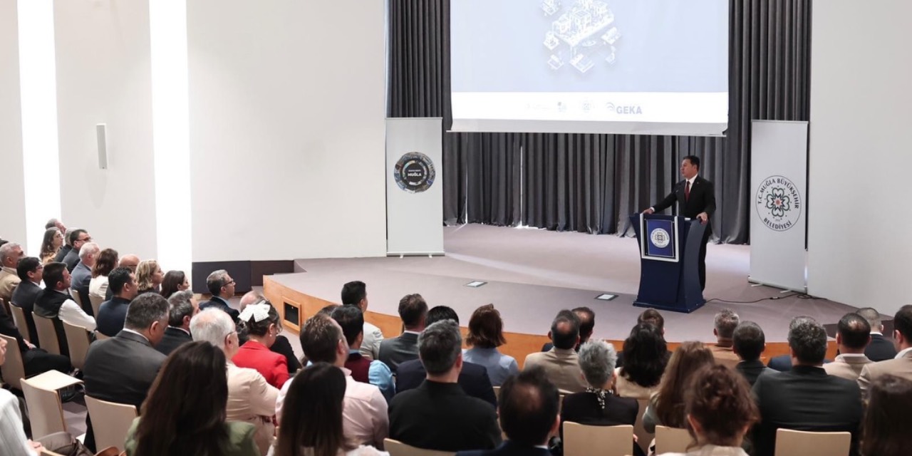 Muğla’da akıllı şehir stratejisi için paydaş toplantısı düzenlendi