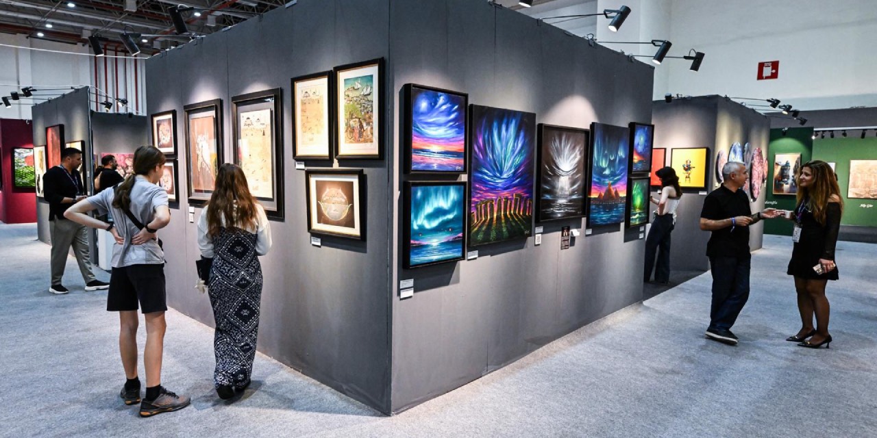 İzmir’de uluslararası sanat buluşması başladı