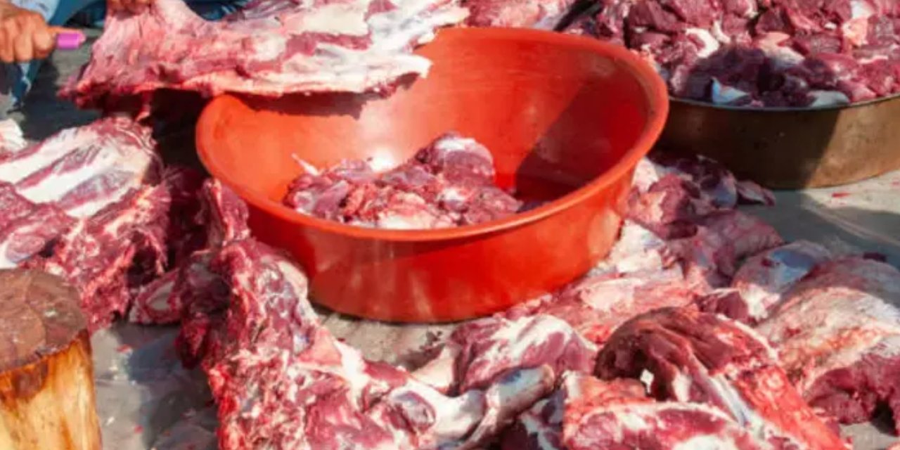 Kurban etini bu halde poşete koyan yandı: Uzmanından hayati uyarı