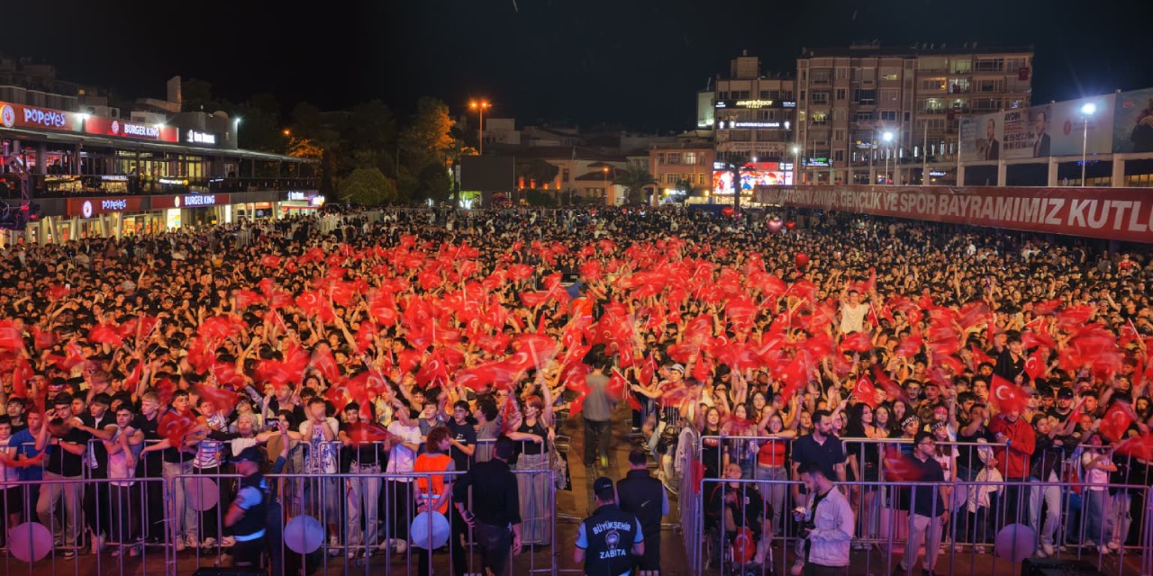 Aydın’da 19 Mayıs kutlamaları konser ve gösterilerle gerçekleşti