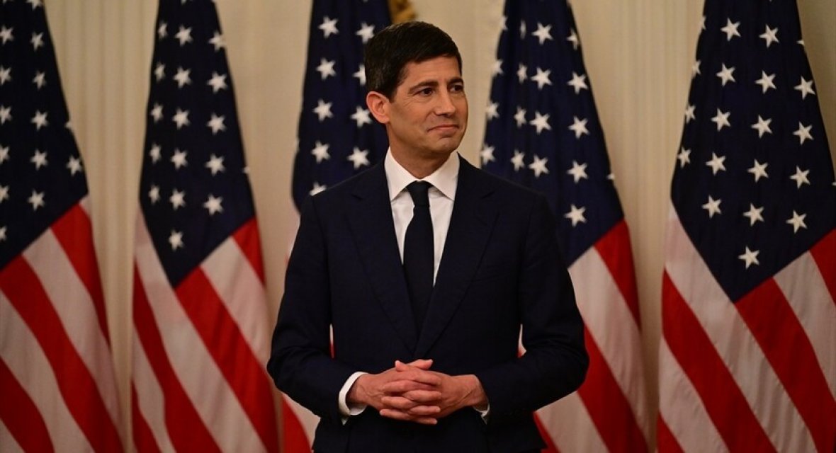 Fed’de yeni dönem resmen başladı! Kevin Warsh Beyaz Saray’da yemin etti