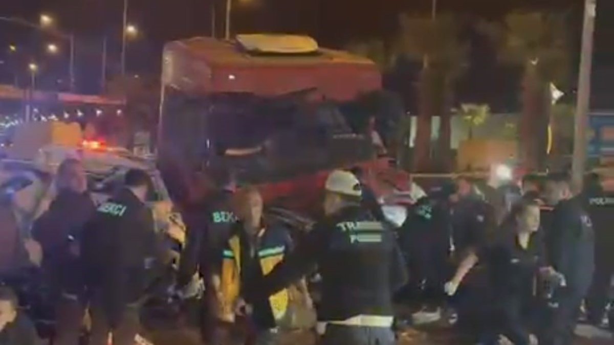 Karadeniz Sahil Yolu'ndan katliam gibi kaza: 5 ölü, 6 yaralı