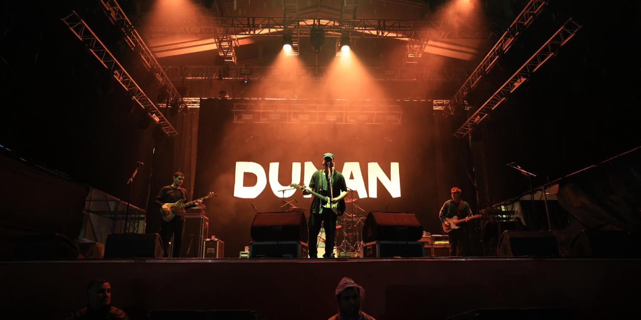 Manisa’da Gençlik Festivali Duman konseriyle sona erdi
