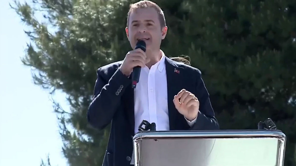 CHP’de ortak bildiri krizi: Ahmet Akın imza atmadı, toplantıyı terk etti
