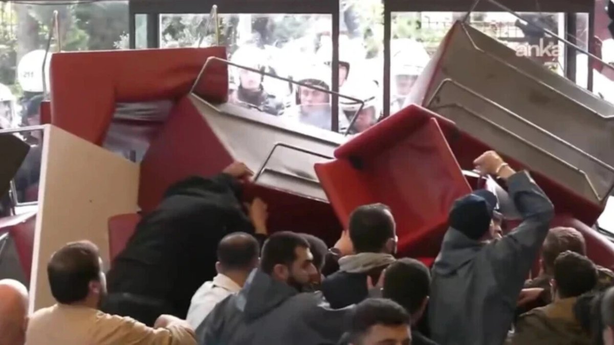 CHP Genel Merkezi’nde müdahale: Isparta İl Başkanı yaralandı