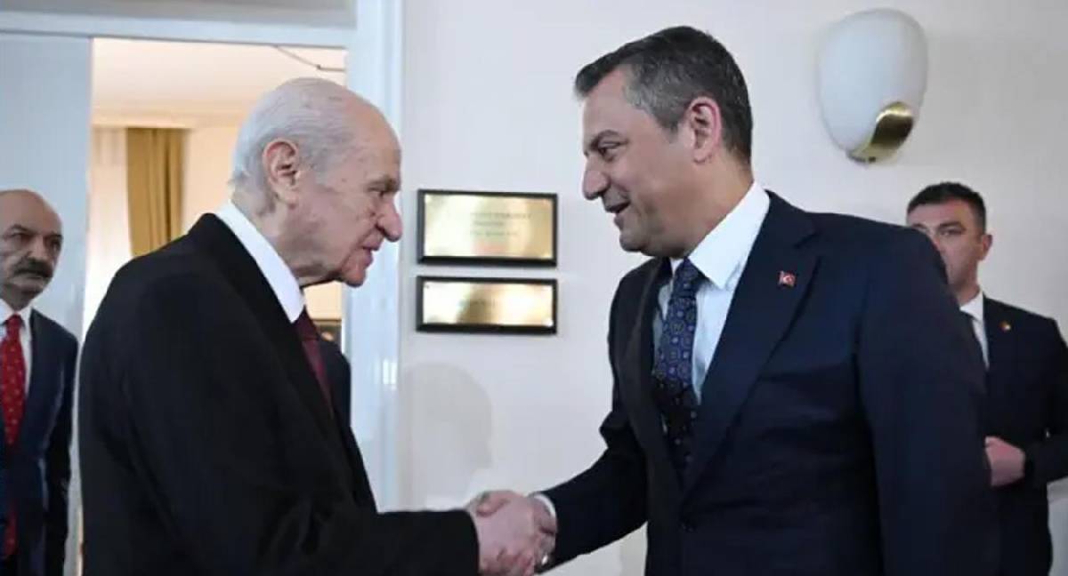 Bahçeli’den Özgür Özel’e dikkat çeken bayram telefonu: İlk tebriği Devlet Bahçeli etti!