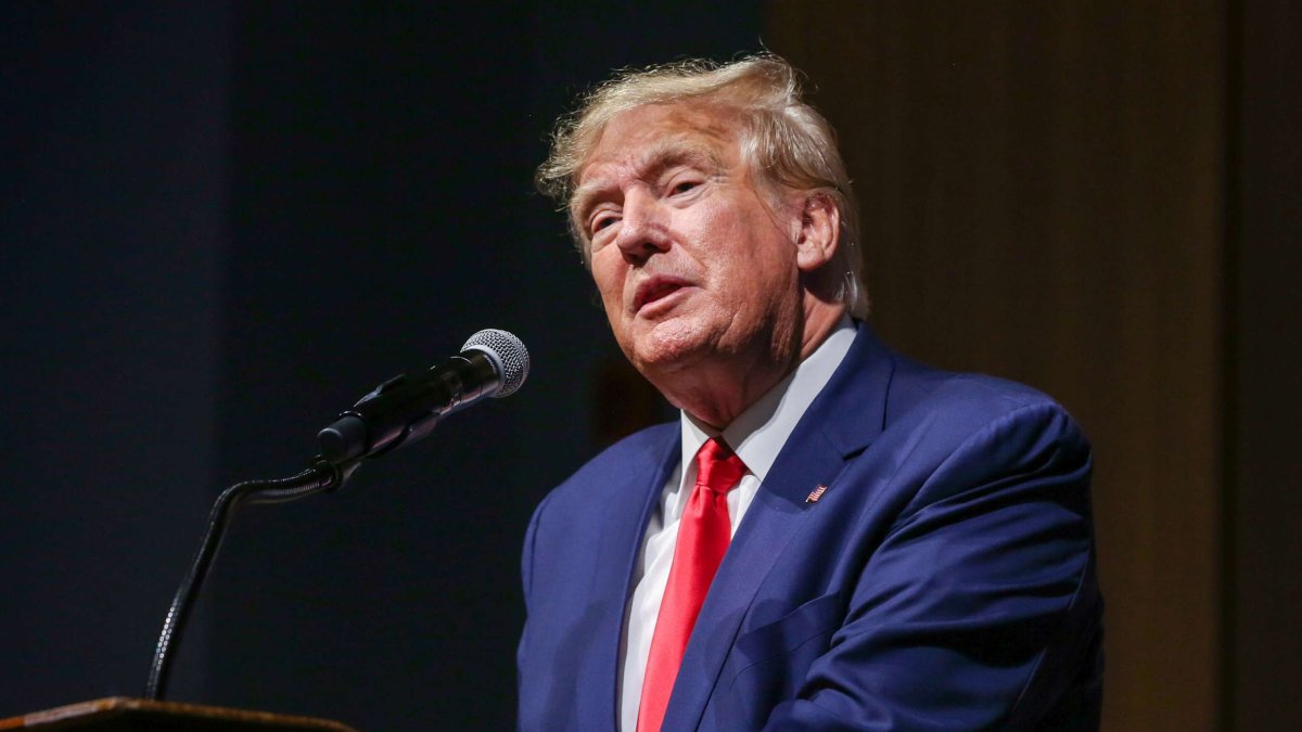 Trump’tan İran’a net mesaj: Uranyumu bıraksa da yaptırımlar kalkmayacak
