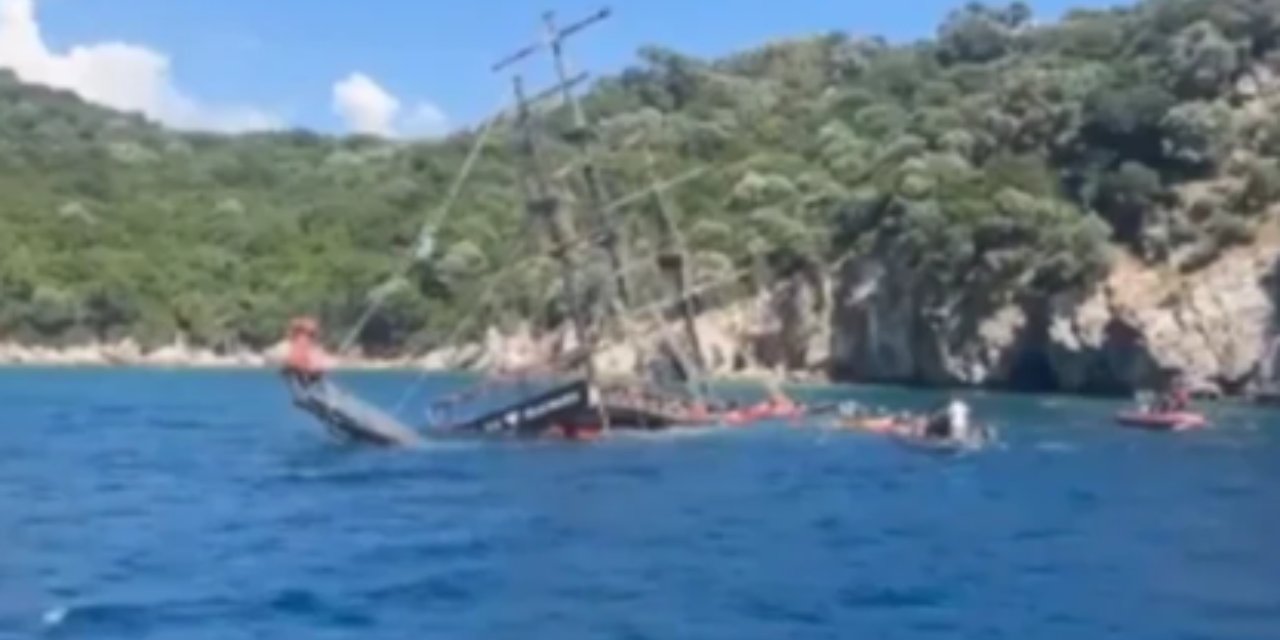 Marmaris'te korkutan anlar! Tur teknesi battı