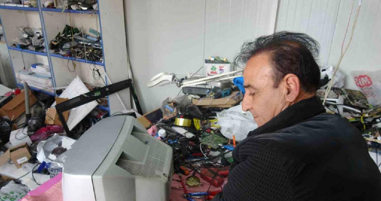 40 yıldır mesleğini yapıyor, dijitalleşme yeni işlere engel oluyor! Teknolojiye direnmeye çalışıyor