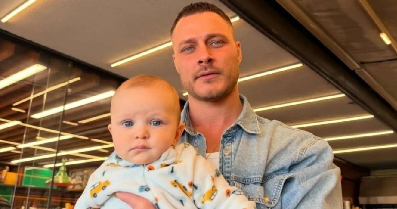 Burak Çelik’ten yeni paylaşım: ‘Karpuz kabuğu denize düştü’