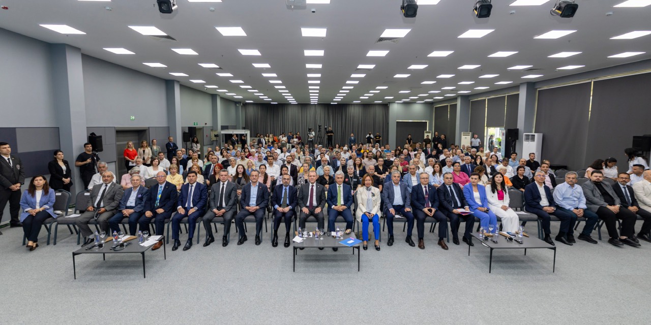 Mersin’de Sivil Katılım Zirvesi düzenlendi