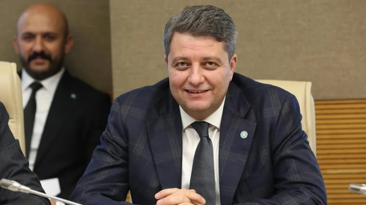Ersin Beyaz AK Parti'ye katıldı