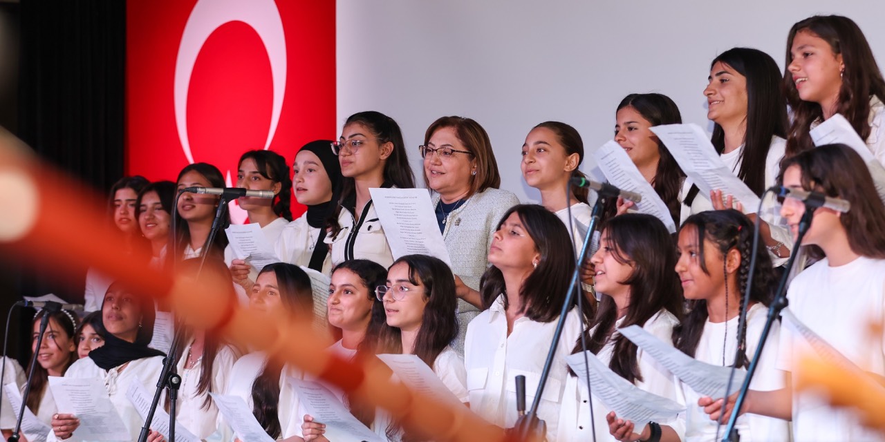 Gaziantep’te sanat yarışmalarında dereceye giren öğrenciler ödüllendirildi