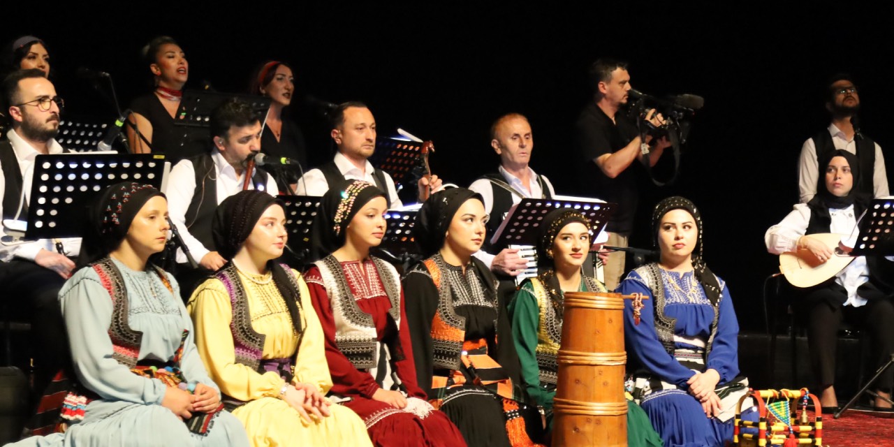 Bursa’da “Kuzeyin Ezgileri” Türk Halk Müziği Konseri düzenlendi