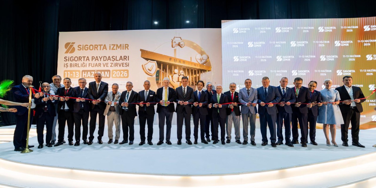 İzmir’de sigorta sektörü fuar ve zirvede bir araya geldi