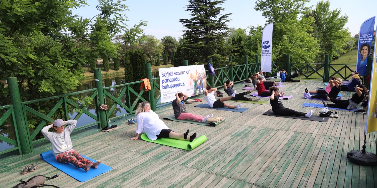 Eskişehir’de parklarda ücretsiz açık hava spor etkinlikleri başladı