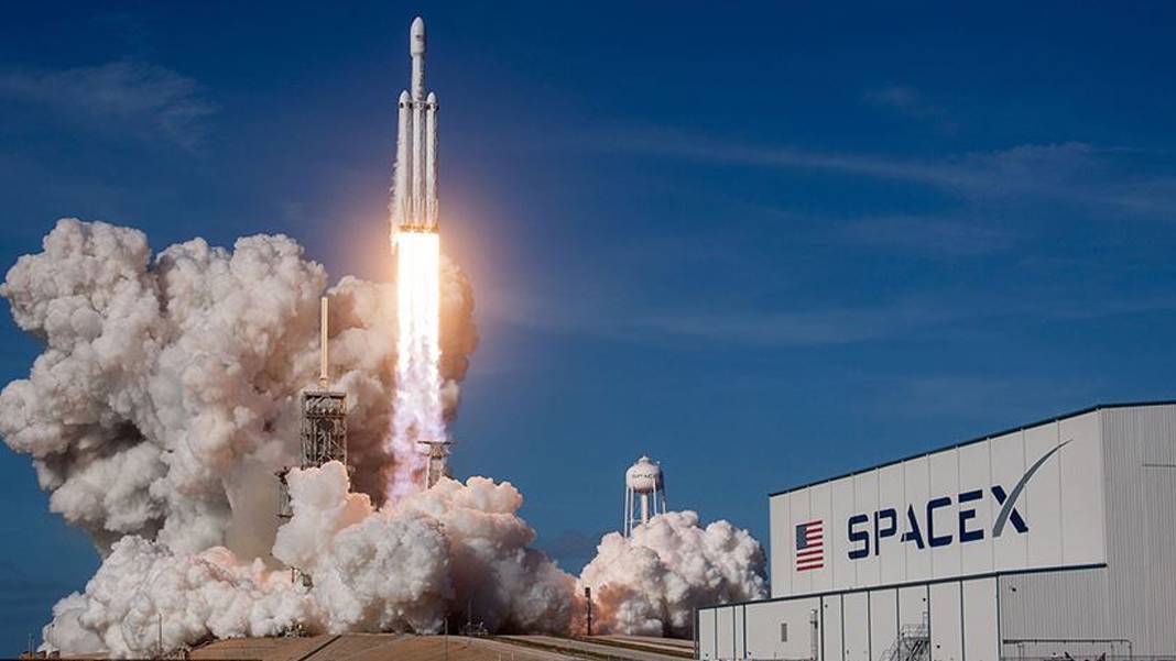 Trilyon dolarlık eşik mi? SpaceX halka arzı Musk’ı tarihe geçirebilir