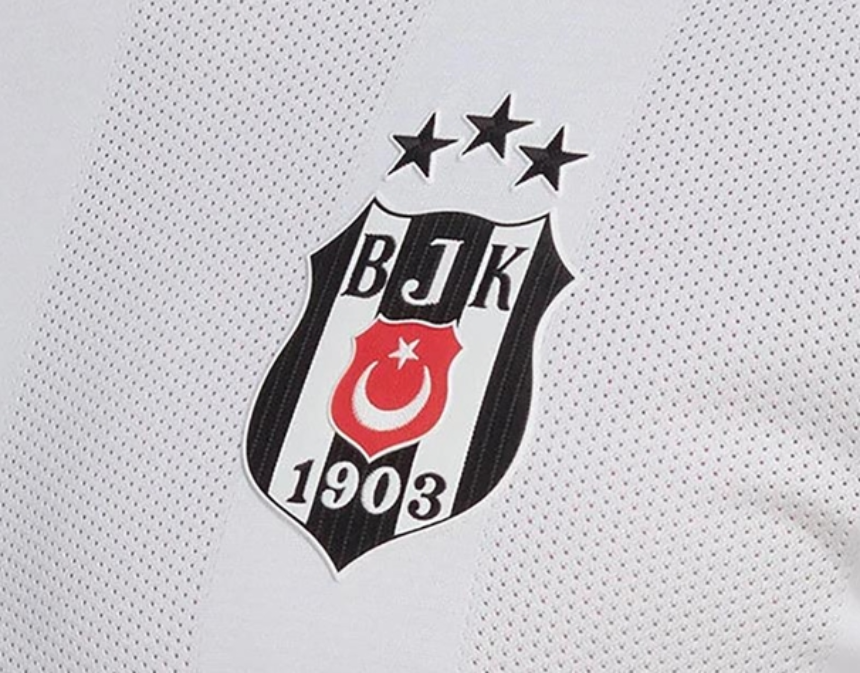 Beşiktaş'ta 4 isimle yollar ayrılıyor