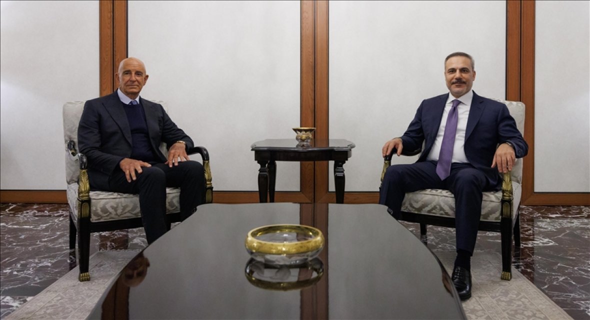 Ankara’da kritik temas: Fidan ve ABD Büyükelçisi Barrack bir araya geldi