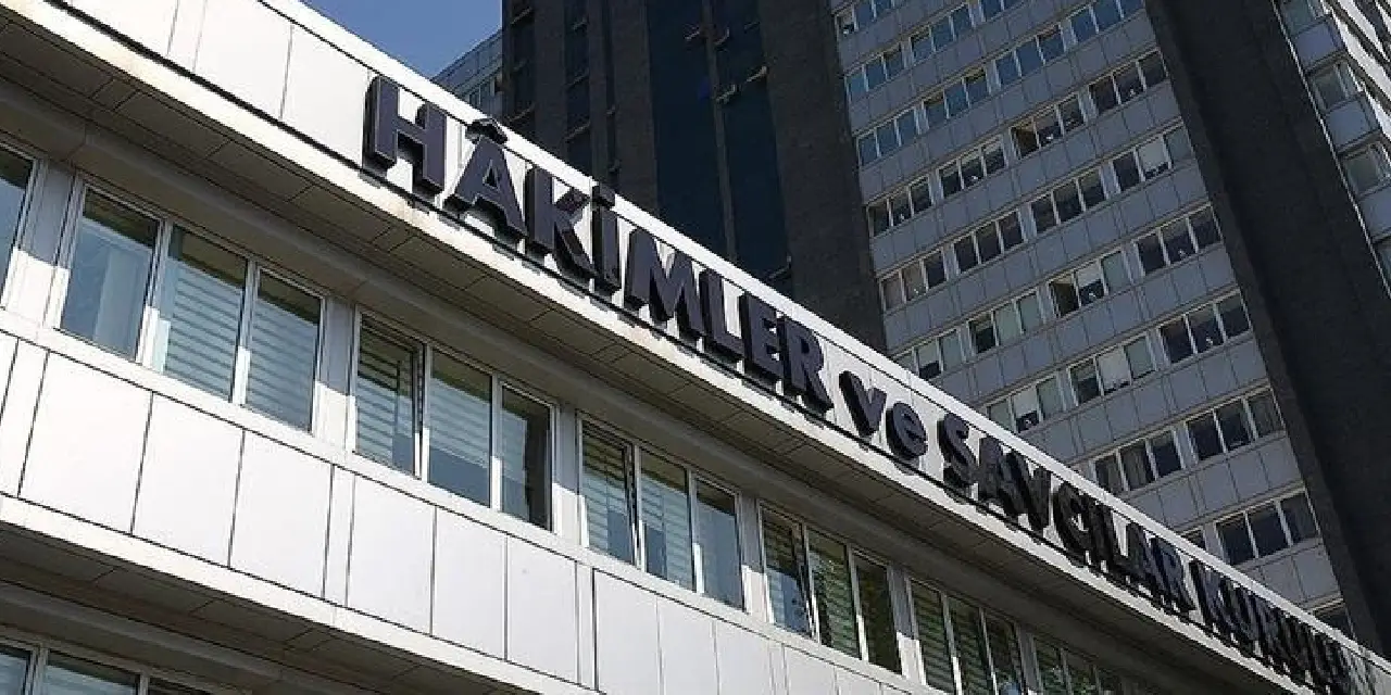 Antalya'nın eski Başsavcısı hakkında HSK'dan 3 ay uzaklaştırma