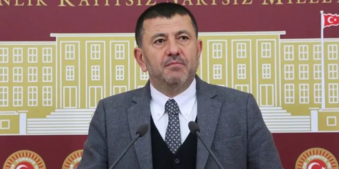 Veli Ağbaba’nın danışmanı Özlem Akyılmaz gözaltına alındı