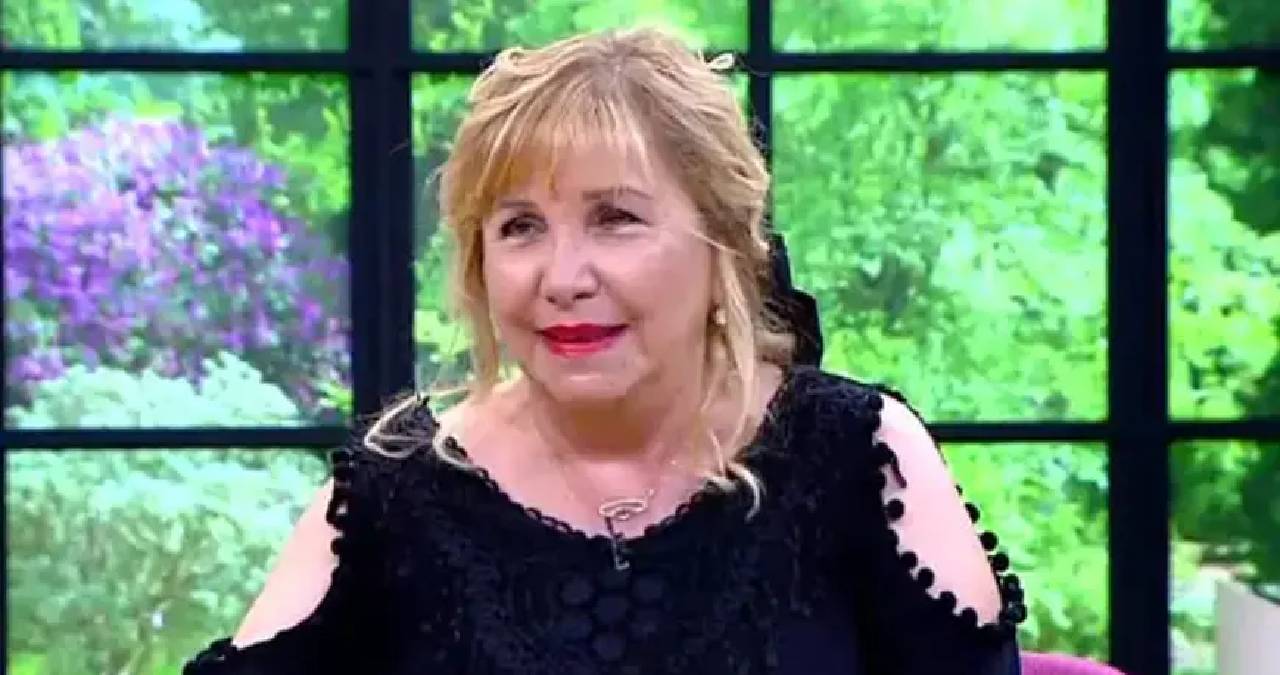 Sihirli Annem’in Perihan Perisinin zor anları: Gül Onat ödül alırken zorlandı