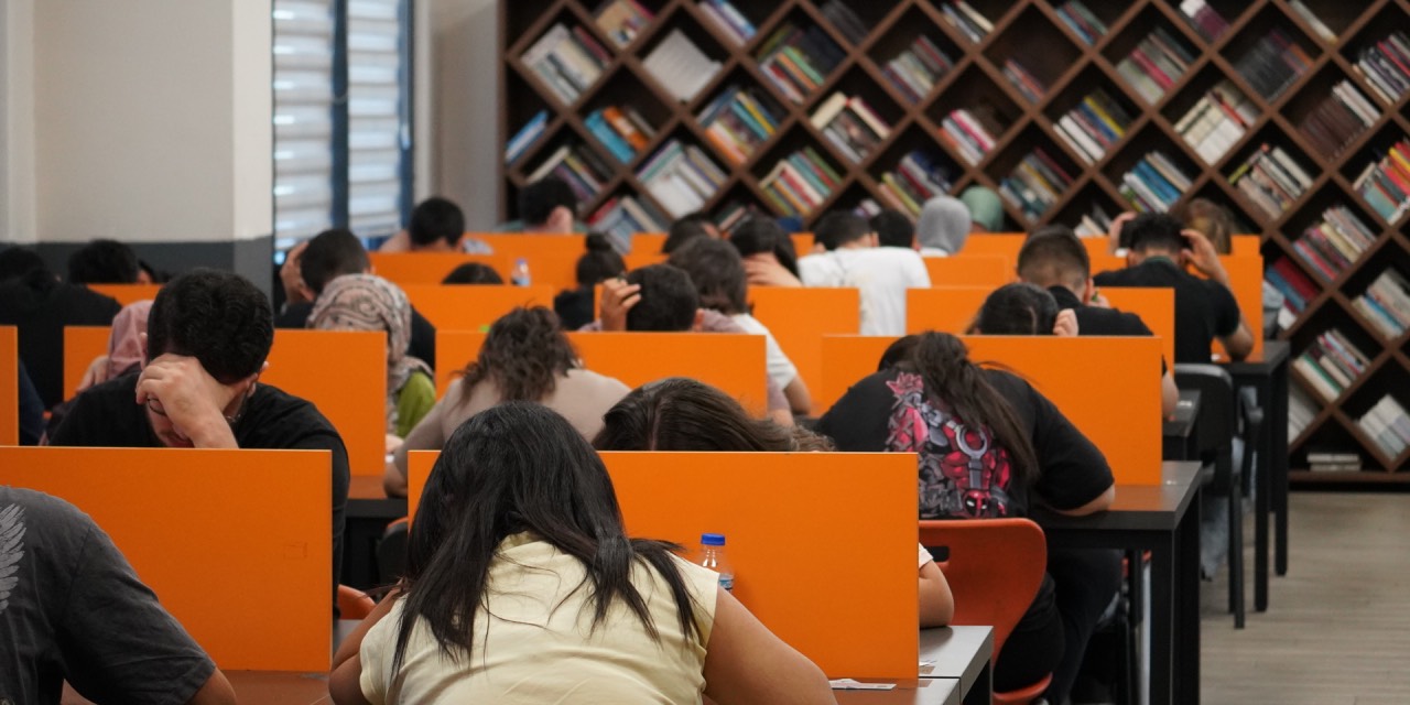 GASMEK’ten YKS’ye hazırlanan öğrencilere sınav provası