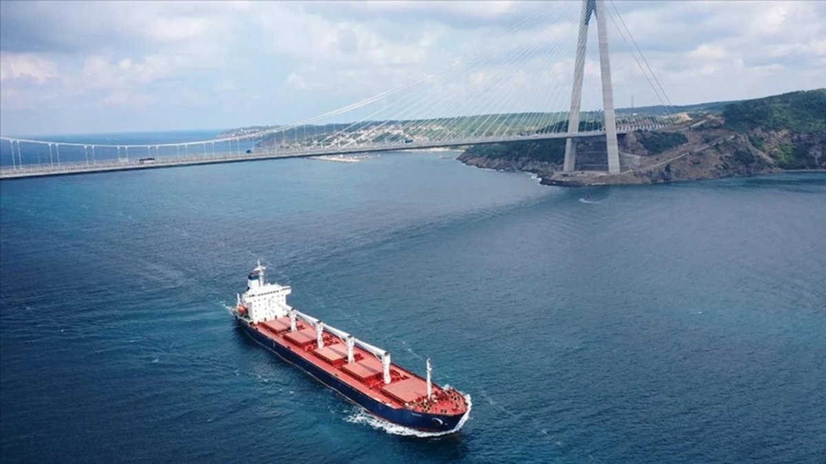 Türk Boğazları'nda geçiş ücretleri zamlandı