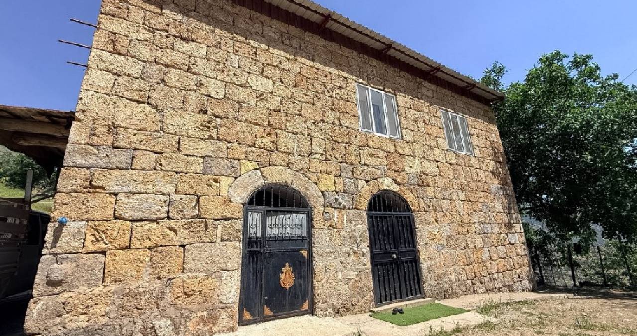 Kendi emeğiyle yaptı, turistlerin ilgi odağı oldu: Yaptığı motiflerin anlamı farklı