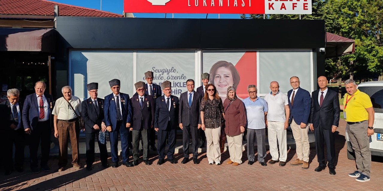 Eskişehir’de şehit aileleri ve gazilere Babalar Günü buluşması
