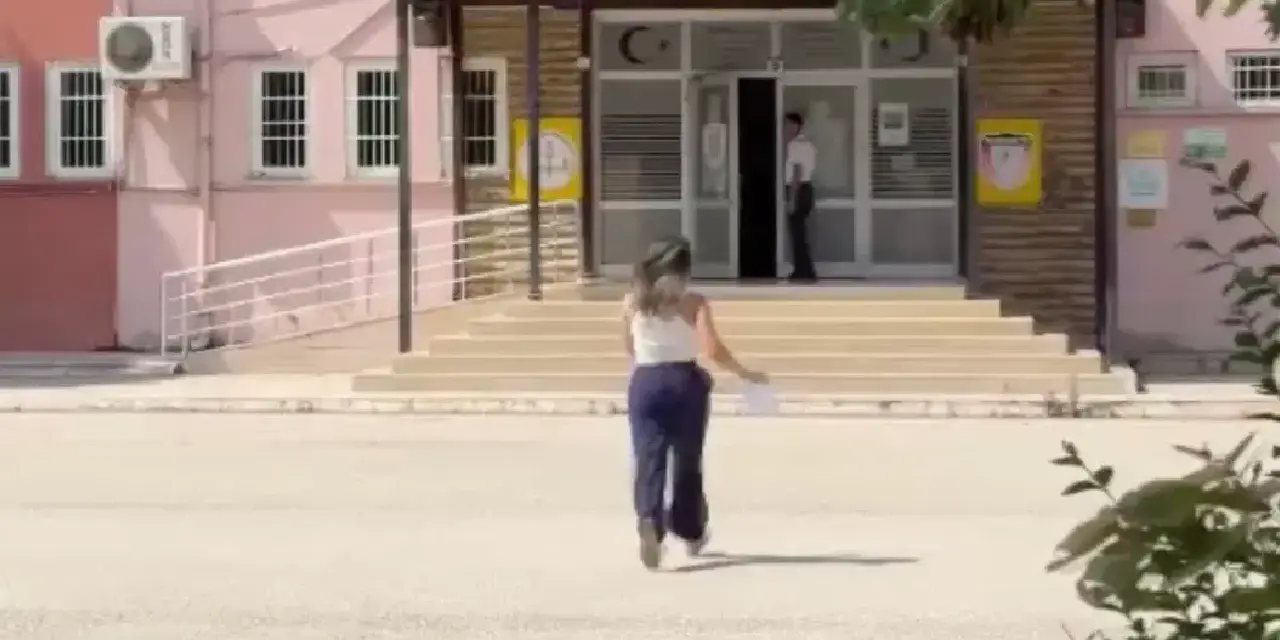 Sınava saniyelerle geç kalmıştı: ÖSYM'den o görüntülere karar